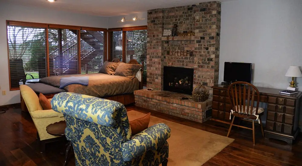 The Garden Room View 1 of A Cascade View Bed & Breakfast