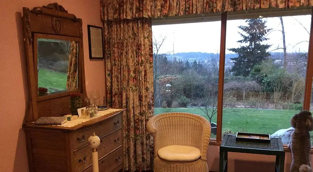The Rose Room View 2 of A Cascade View Bed & Breakfast